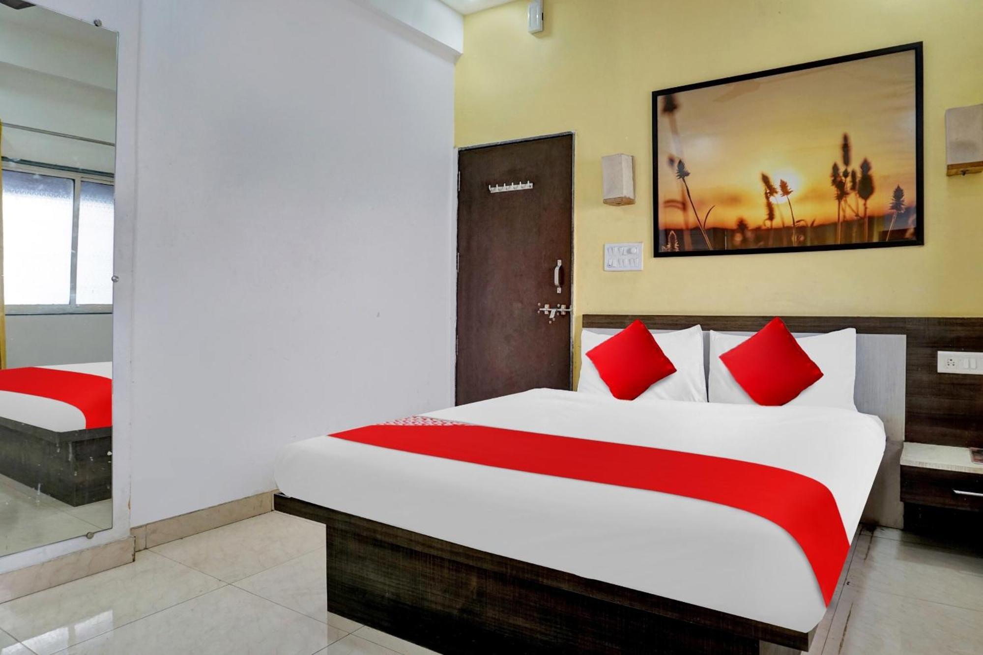 Hotel O Pimprii Stays Extérieur photo